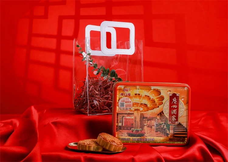 PVC Transparent Handbag Custom Size Luxury Gift Packaging Bags
